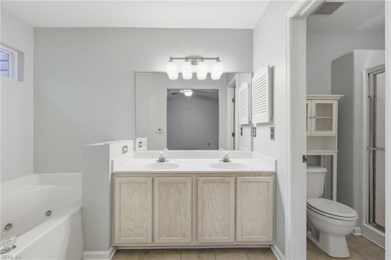 Photo 35 of 40 residential for sale in Virginia Beach virginia
