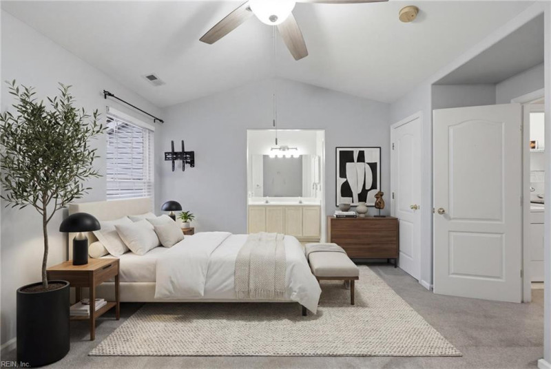 Photo 4 of 40 residential for sale in Virginia Beach virginia