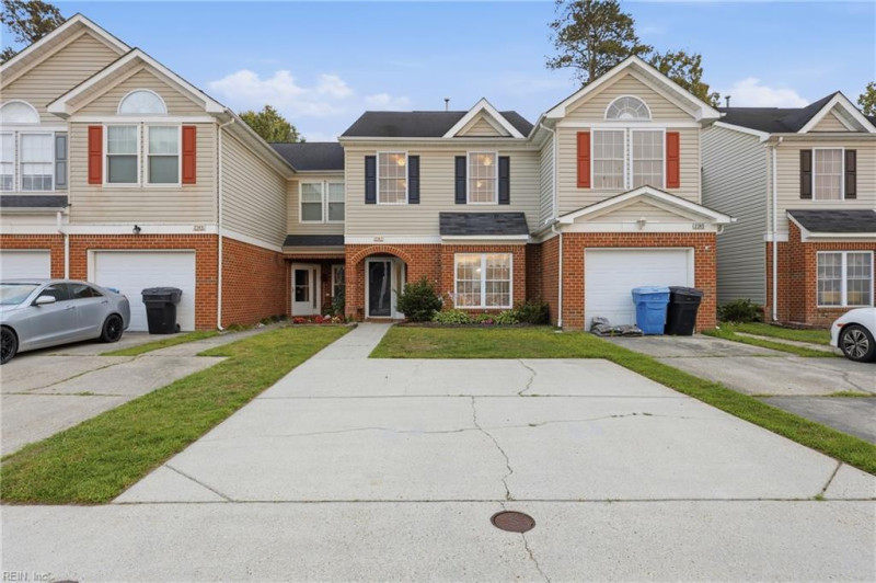 Photo 9 of 40 residential for sale in Virginia Beach virginia