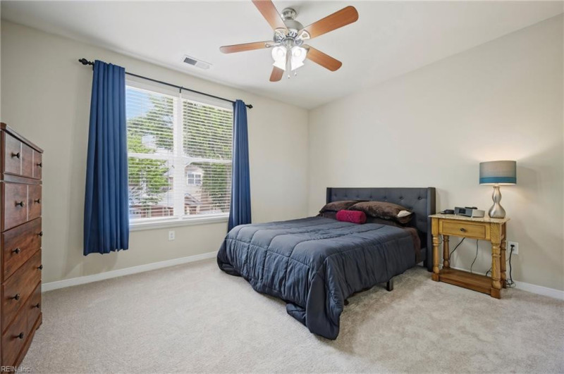 Photo 17 of 39 residential for sale in Newport News virginia