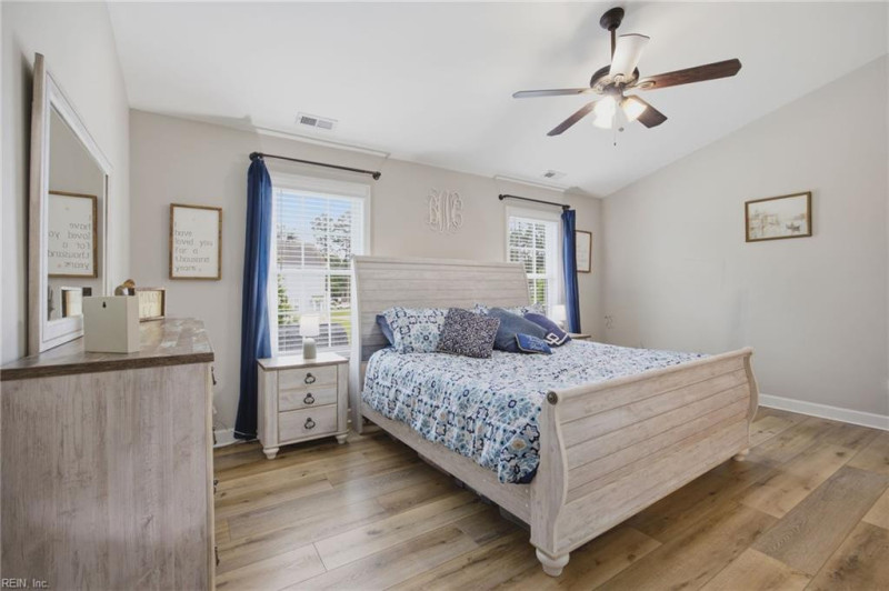 Photo 26 of 47 residential for sale in Chesapeake virginia