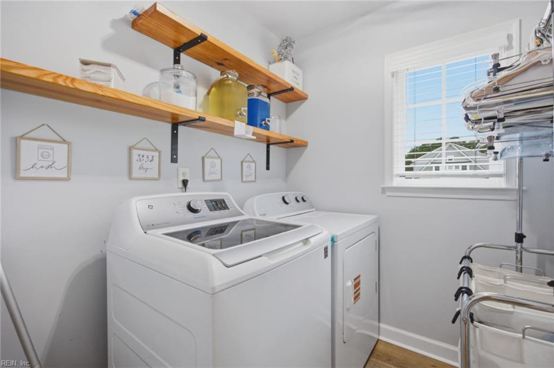 Photo 31 of 47 residential for sale in Chesapeake virginia