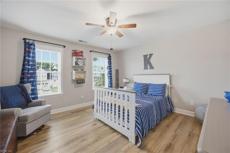 Photo 33 of 47 residential for sale in Chesapeake virginia