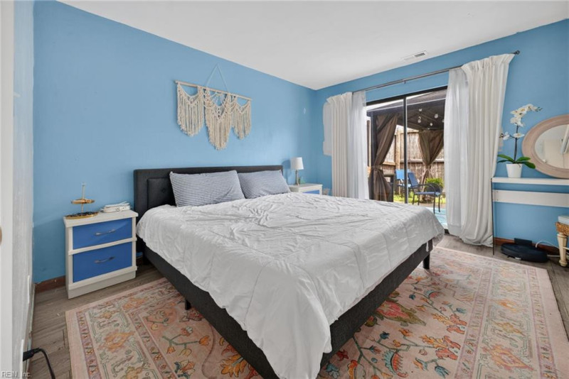 Photo 13 of 24 residential for sale in Virginia Beach virginia