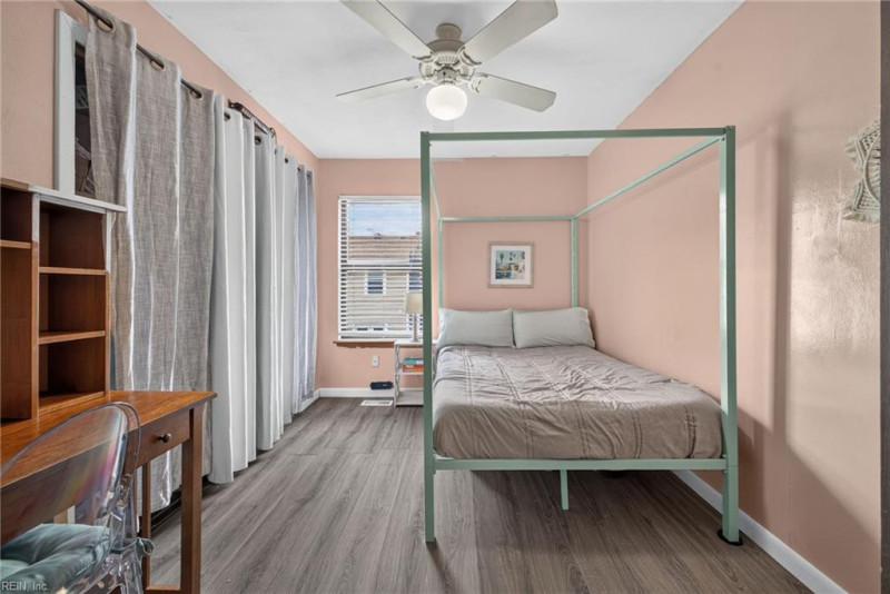 Photo 18 of 24 residential for sale in Virginia Beach virginia