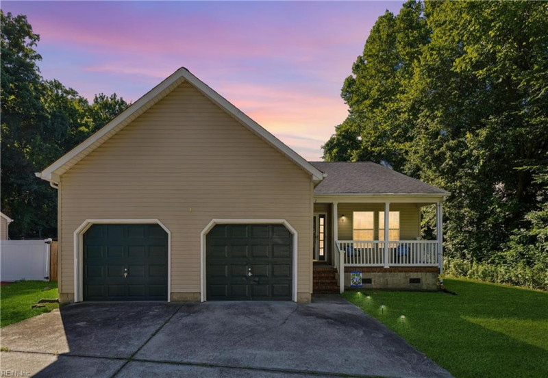 Photo 1 of 36 residential for sale in Hampton virginia