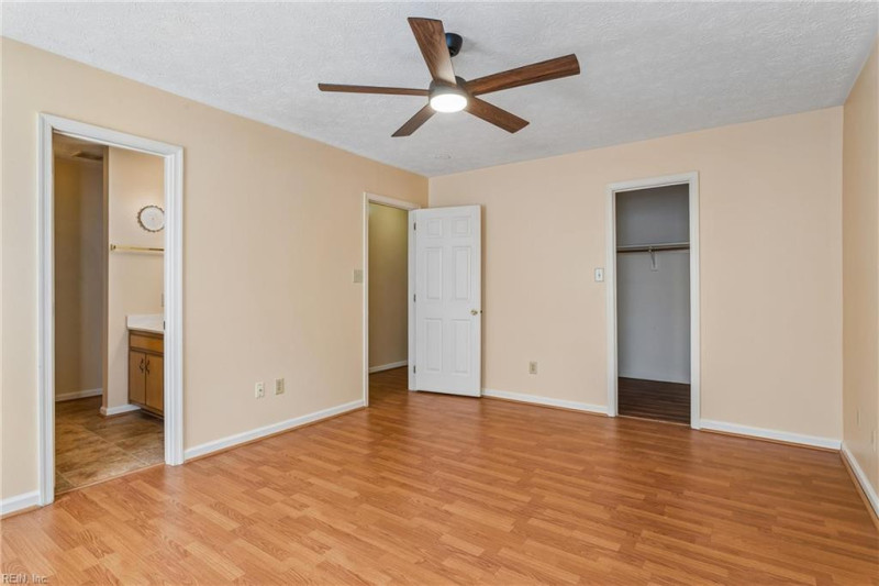 Photo 21 of 36 residential for sale in Hampton virginia