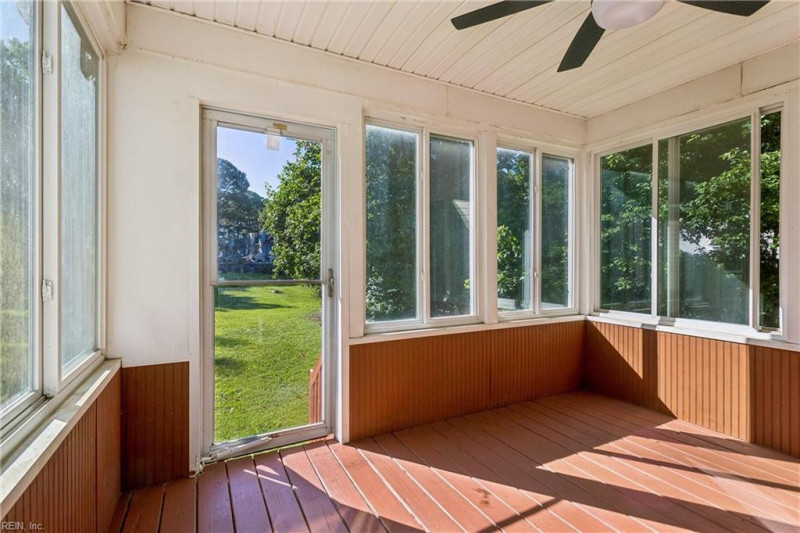 Photo 25 of 36 residential for sale in Hampton virginia