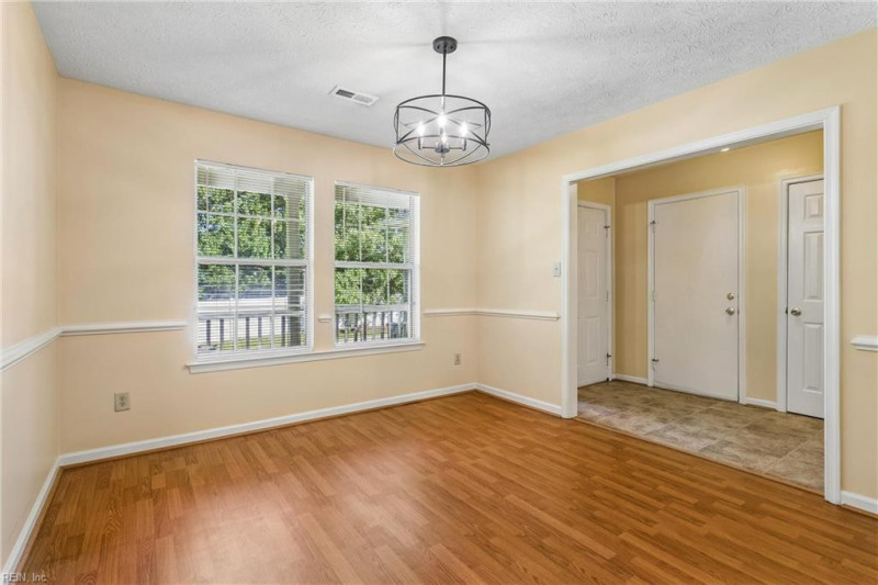 Photo 6 of 36 residential for sale in Hampton virginia