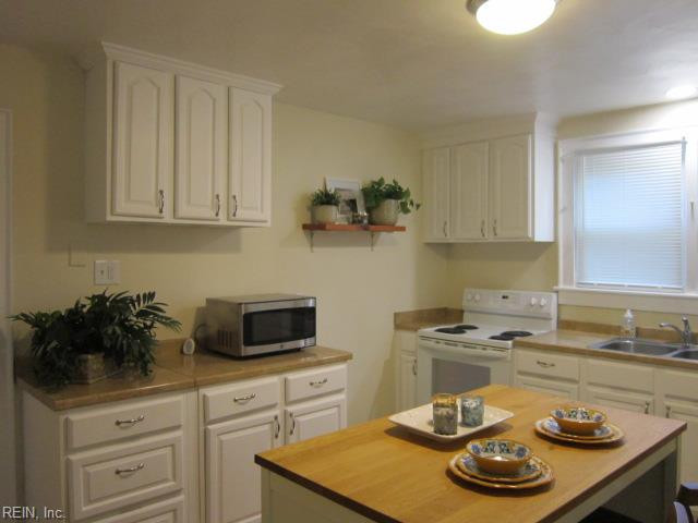 Photo 2 of 18 residential for sale in Norfolk virginia