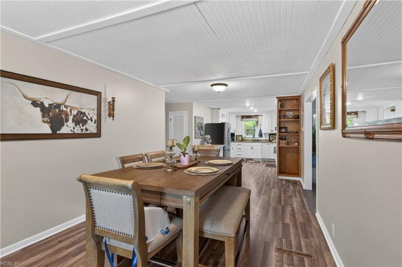 Photo 15 of 47 residential for sale in Chesapeake virginia