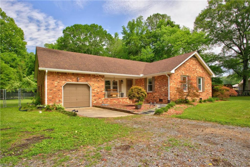 Photo 2 of 47 residential for sale in Chesapeake virginia