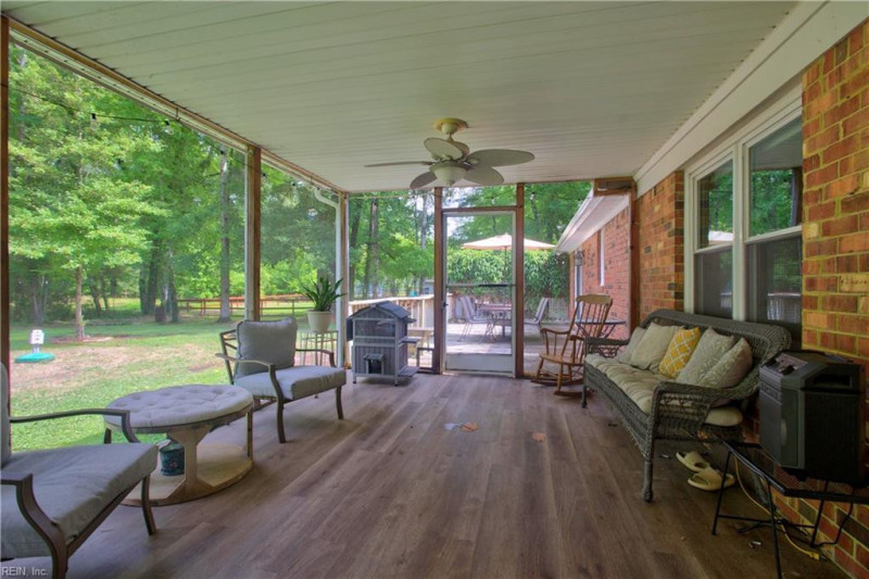 Photo 35 of 47 residential for sale in Chesapeake virginia
