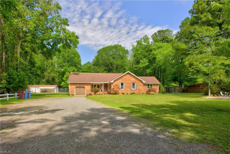 Photo 4 of 47 residential for sale in Chesapeake virginia