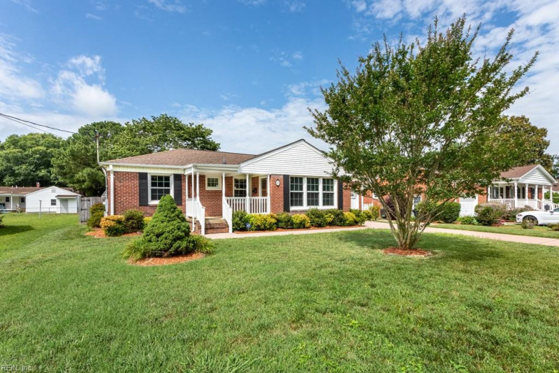 Photo 2 of 41 residential for sale in Hampton virginia