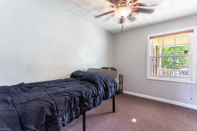 Photo 27 of 41 residential for sale in Hampton virginia