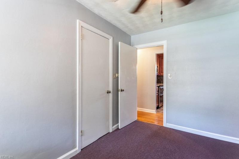 Photo 28 of 41 residential for sale in Hampton virginia
