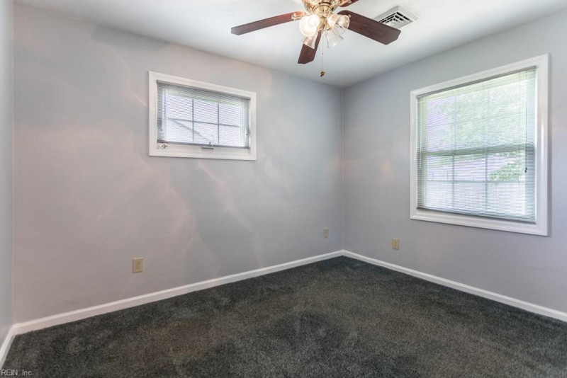 Photo 34 of 41 residential for sale in Hampton virginia
