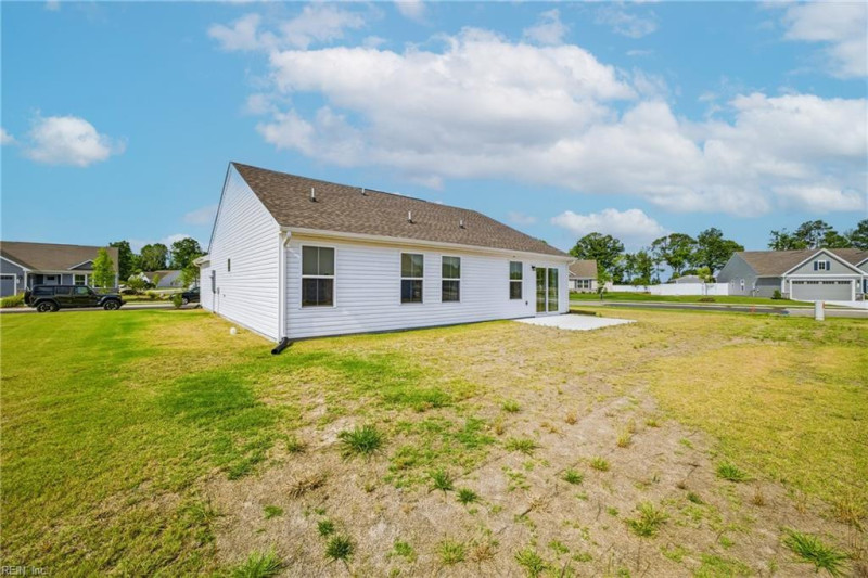 Photo 22 of 38 residential for sale in Moyock virginia