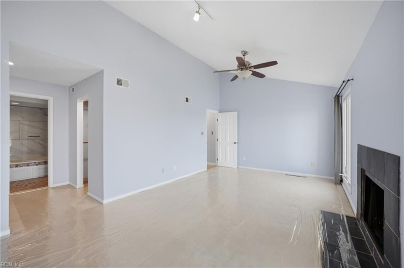 Photo 21 of 49 residential for sale in Norfolk virginia