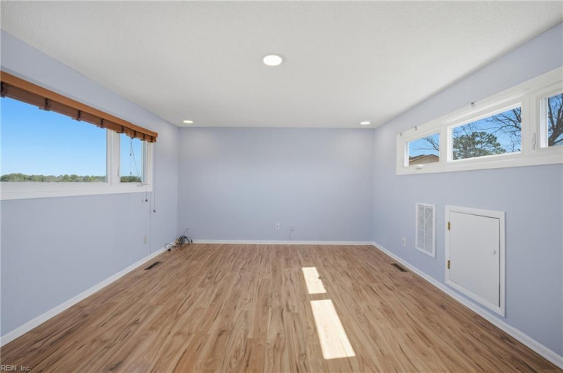 Photo 32 of 49 residential for sale in Norfolk virginia