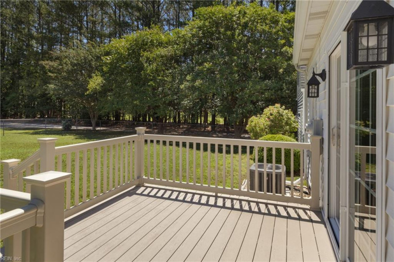 Photo 27 of 45 residential for sale in Gloucester County virginia