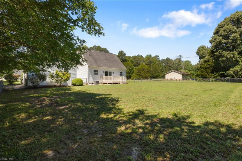 Photo 34 of 45 residential for sale in Gloucester County virginia
