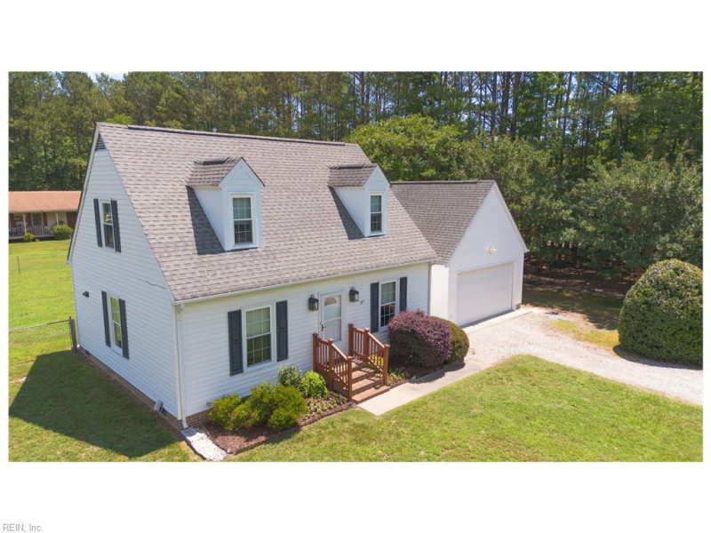 Photo 36 of 45 residential for sale in Gloucester County virginia