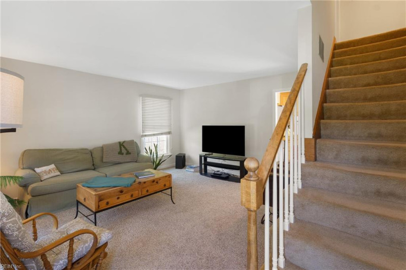 Photo 5 of 45 residential for sale in Gloucester County virginia