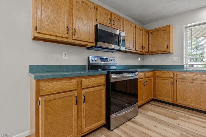 Photo 14 of 44 residential for sale in Chesapeake virginia