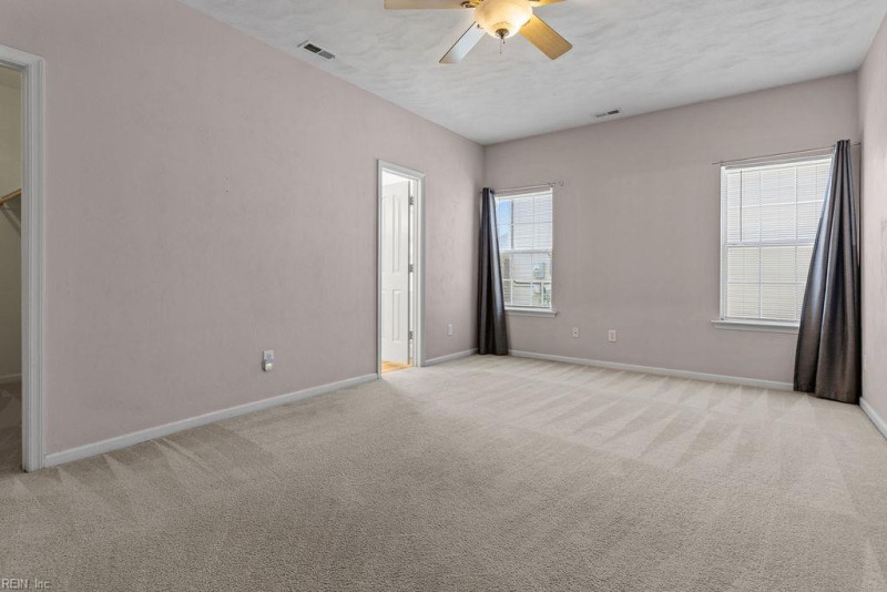 Photo 21 of 44 residential for sale in Chesapeake virginia