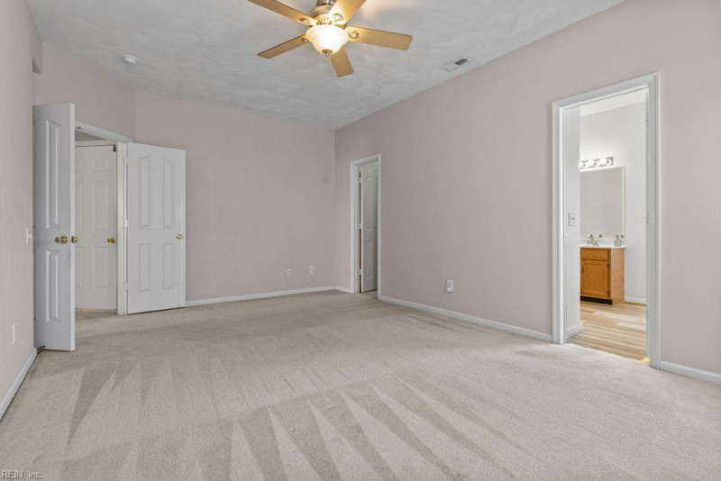 Photo 22 of 44 residential for sale in Chesapeake virginia