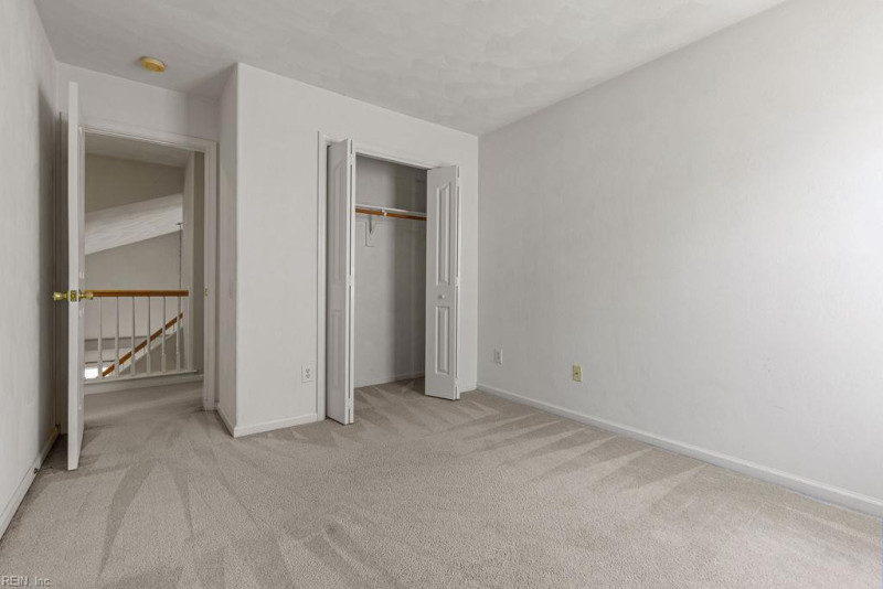 Photo 31 of 44 residential for sale in Chesapeake virginia