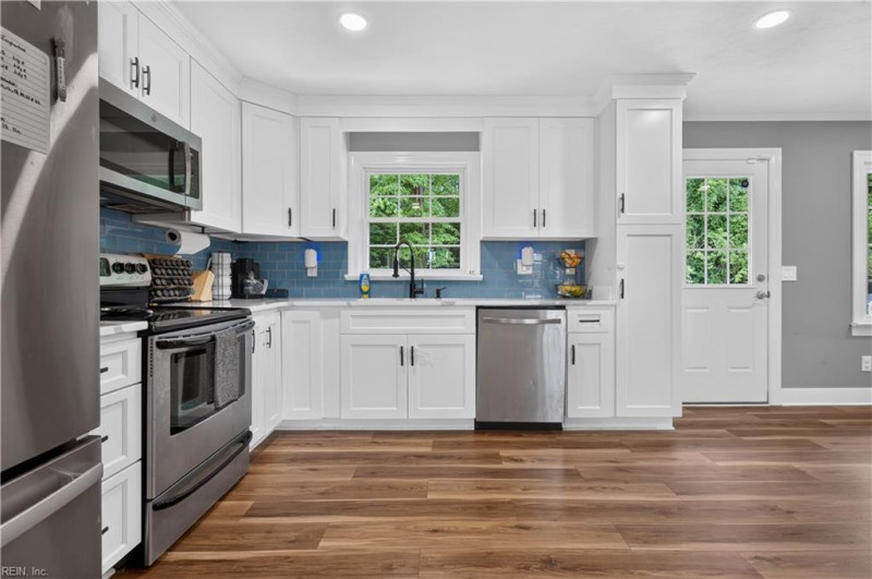 Photo 14 of 47 residential for sale in Suffolk virginia