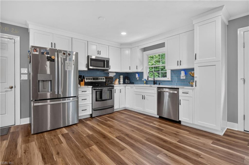 Photo 16 of 47 residential for sale in Suffolk virginia