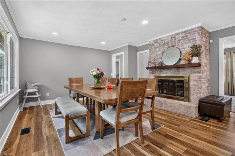 Photo 25 of 47 residential for sale in Suffolk virginia
