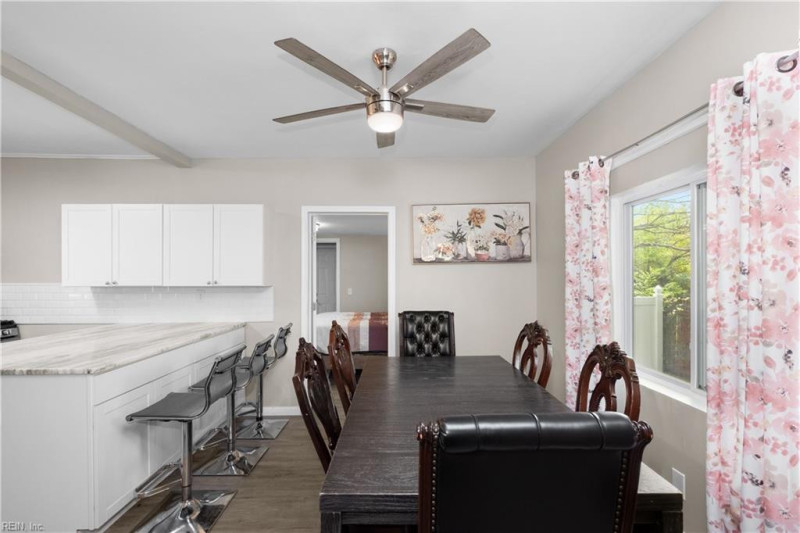 Photo 10 of 43 residential for sale in Norfolk virginia