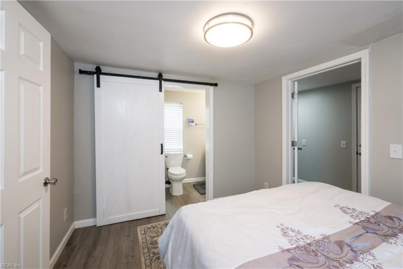 Photo 18 of 43 residential for sale in Norfolk virginia