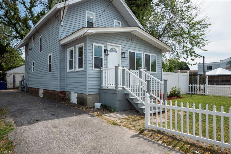 Photo 2 of 43 residential for sale in Norfolk virginia