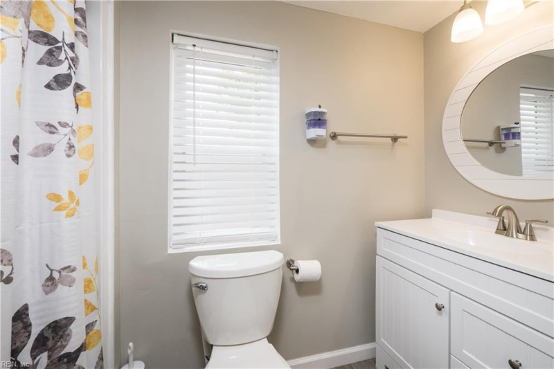 Photo 20 of 43 residential for sale in Norfolk virginia
