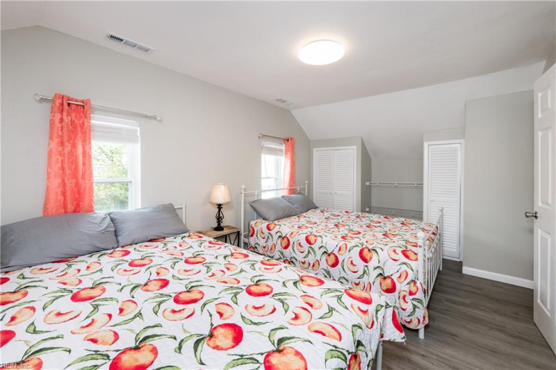 Photo 25 of 43 residential for sale in Norfolk virginia
