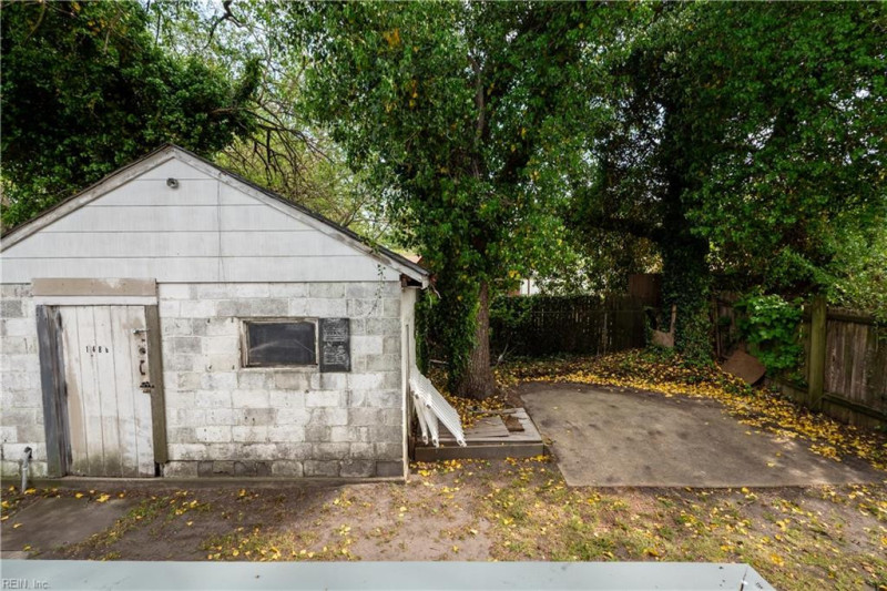 Photo 40 of 43 residential for sale in Norfolk virginia