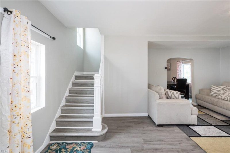 Photo 7 of 43 residential for sale in Norfolk virginia