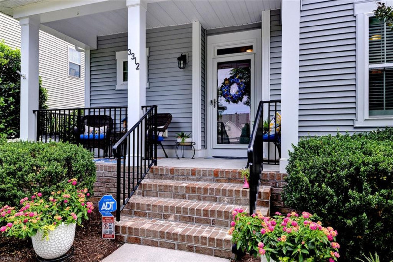 Photo 3 of 50 residential for sale in James City County virginia