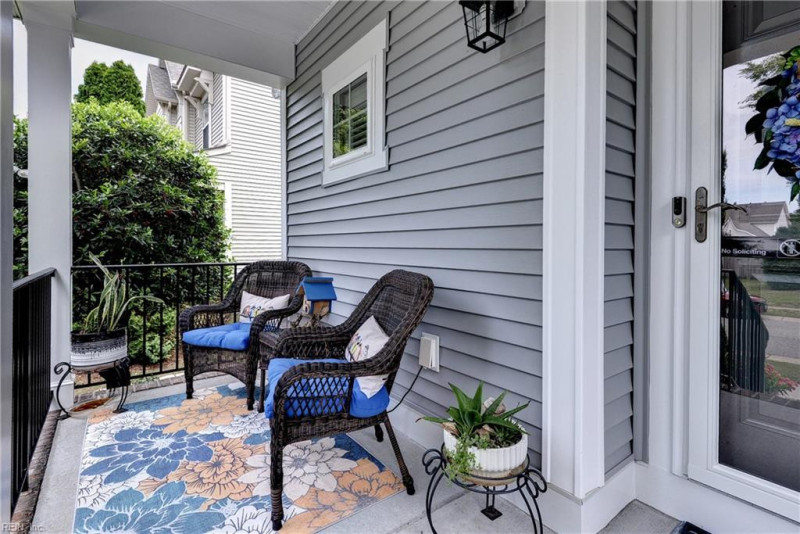 Photo 4 of 50 residential for sale in James City County virginia