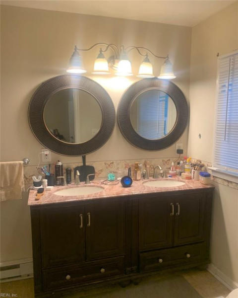 Photo 11 of 50 residential for sale in Norfolk virginia