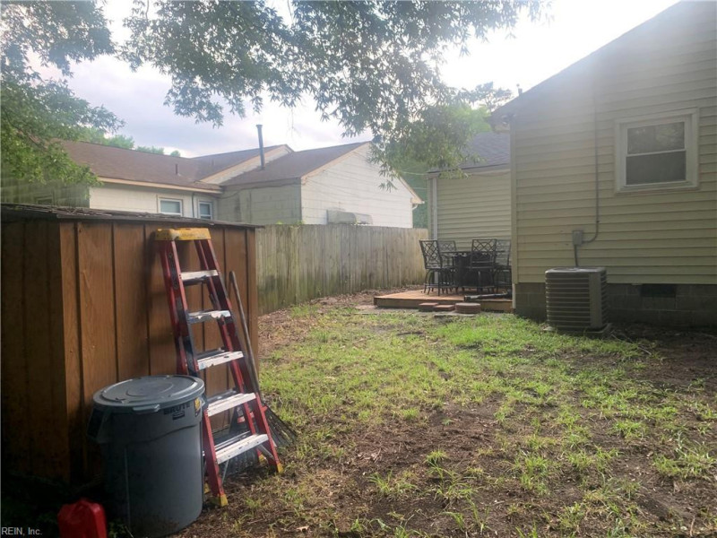 Photo 32 of 50 residential for sale in Norfolk virginia