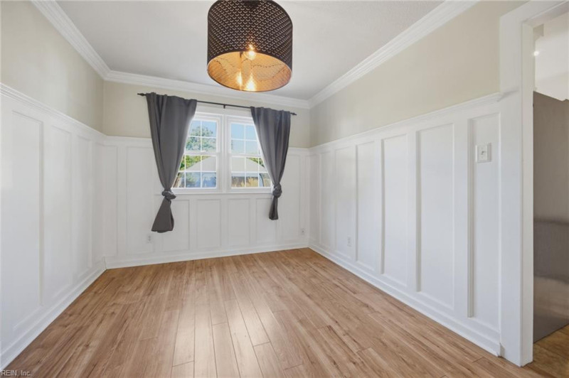 Photo 14 of 31 residential for sale in Virginia Beach virginia