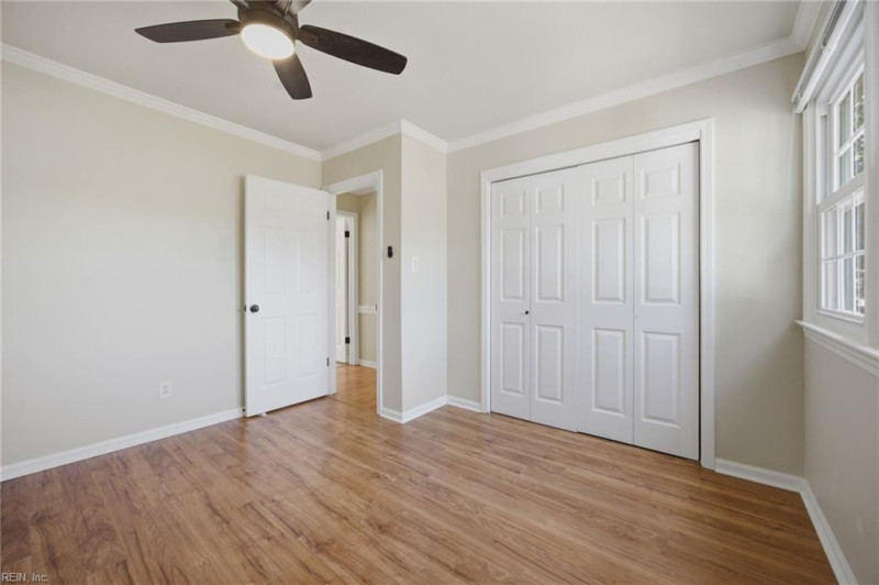 Photo 18 of 31 residential for sale in Virginia Beach virginia