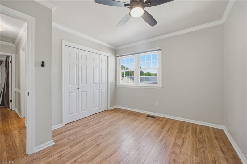 Photo 19 of 31 residential for sale in Virginia Beach virginia